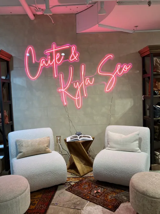 AustraliaNeonSigns.Com - Custom Neon Sign