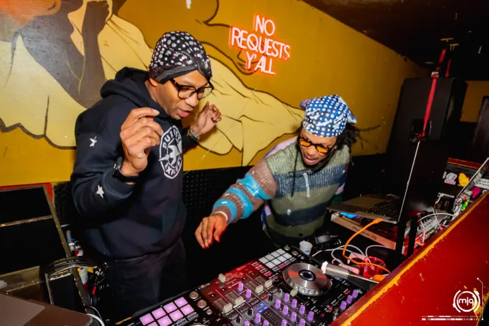 AustraliaNeonSigns.Com - Custom Neon Sign