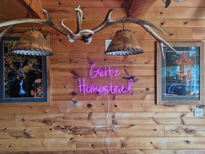 AustraliaNeonSigns.Com - Custom Neon Sign